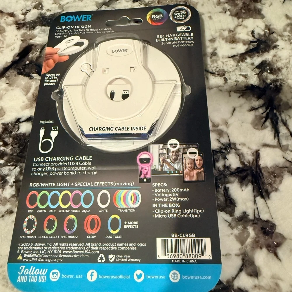 Clip-on LED Selfie Light with Built-in Rechargeable Battery